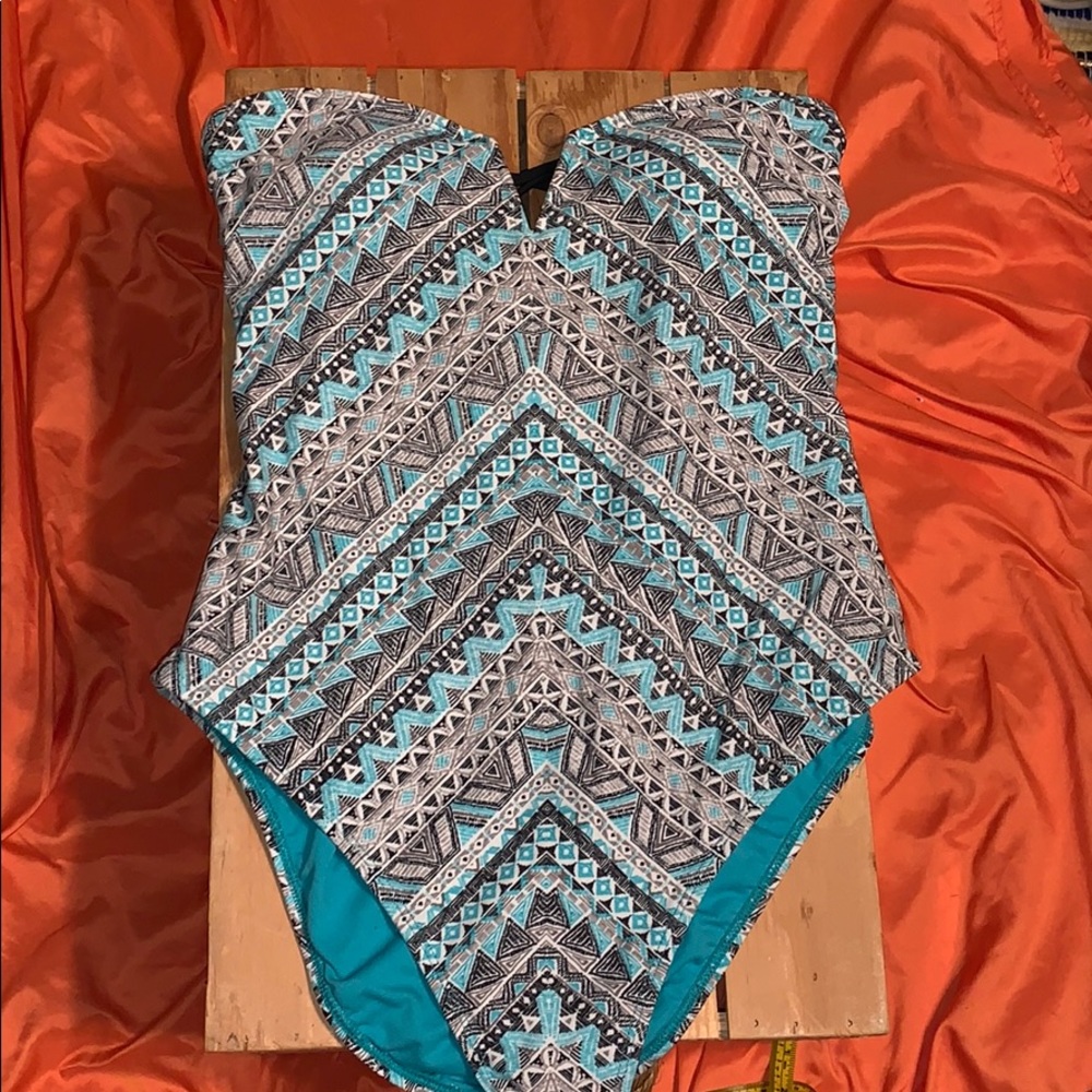FINAL DROP❤️LA ♥️ Hearts Sexy One PC Bathing Suit